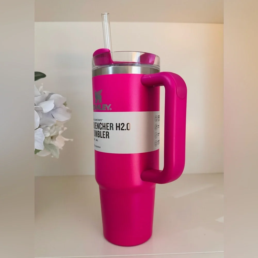 🎉LAST CHANCE🎉 Stanley 30 oz. Quencher H2.0‎ FlowState Tumbler Camelia